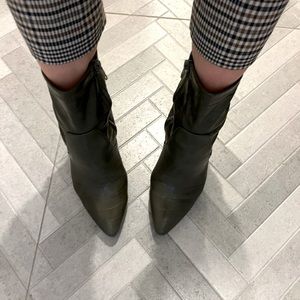 Faux croc green boots in size 7.5